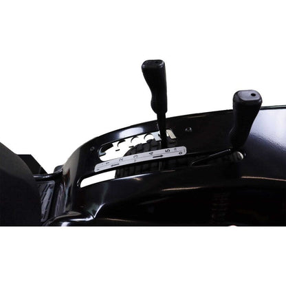 BLACK EDITION® 220/105 Twin H Rasentraktor