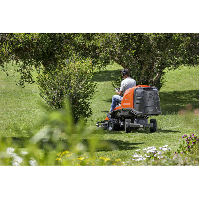 HUSQVARNA RC 320Ts AWD Frontmäher – Grundgerät ohne Mähdeck
